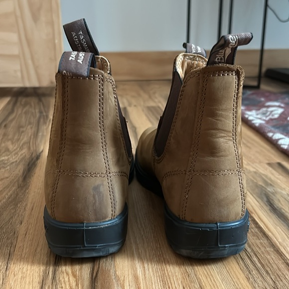 Blundstones 1911 Tobacco Women’s Classic Chelsea Boot - Picture 3 of 5